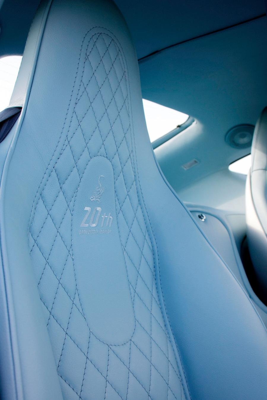 Детали интерьера Wiesmann GT MF4 2003 года  (фото 71 из 103)